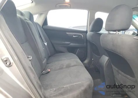 2015 Niss Altima 2.5 S z USA, uszkodzony, nr VIN 1N4AL3AP3FC209268